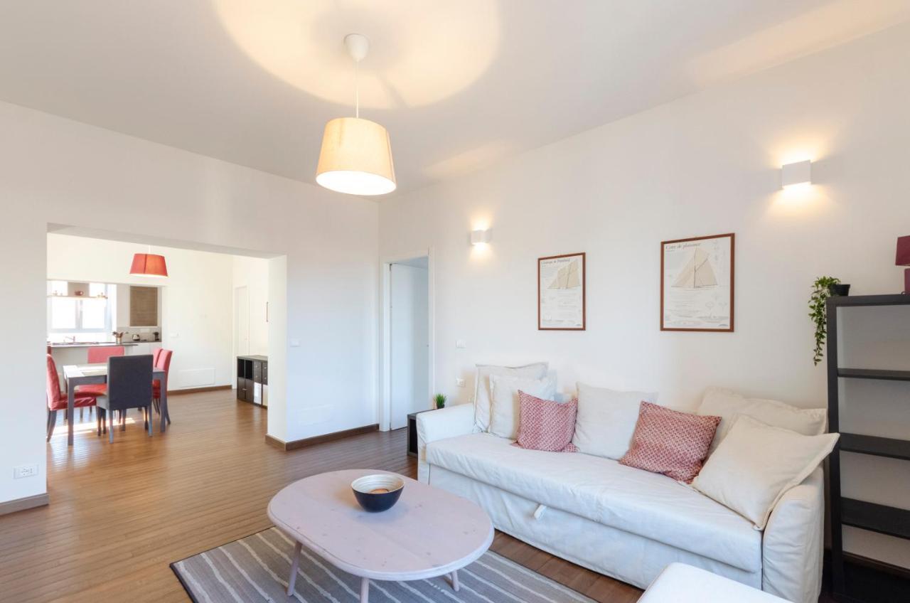 Joivy Spacious Family Apt For 4, In Carignano, Genova Exterior foto