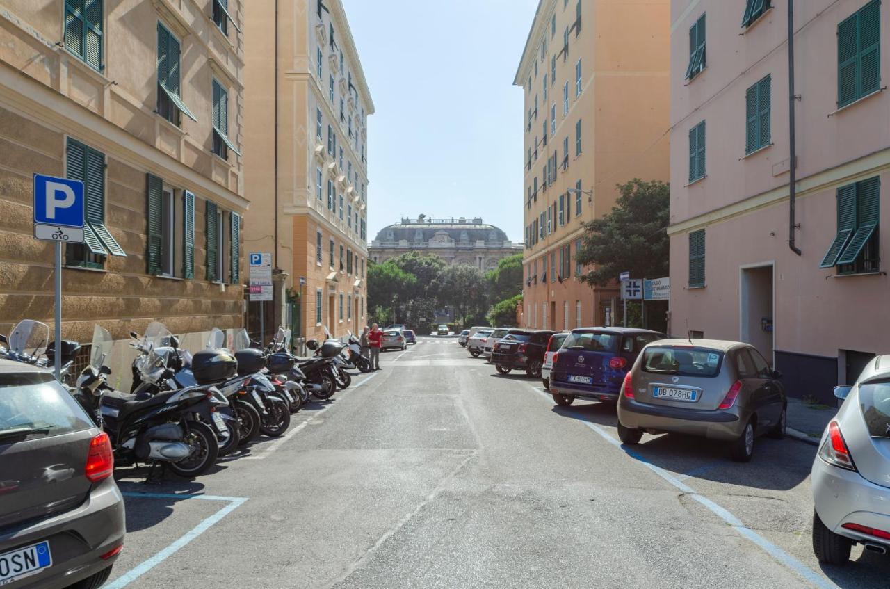 Joivy Spacious Family Apt For 4, In Carignano, Genova Exterior foto